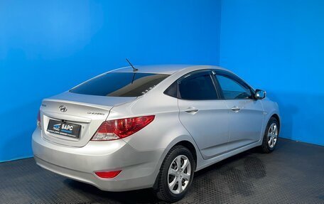 Hyundai Solaris II рестайлинг, 2013 год, 965 000 рублей, 3 фотография