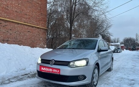 Volkswagen Polo VI (EU Market), 2013 год, 730 000 рублей, 2 фотография