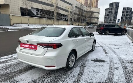 Toyota Corolla, 2019 год, 2 000 000 рублей, 3 фотография