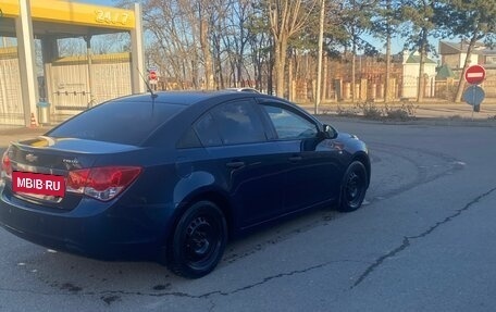 Chevrolet Cruze II, 2010 год, 780 000 рублей, 2 фотография