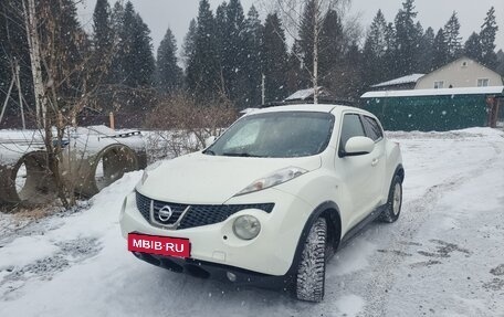 Nissan Juke II, 2012 год, 940 000 рублей, 8 фотография