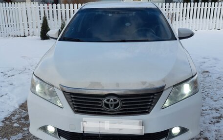 Toyota Camry, 2014 год, 1 300 000 рублей, 6 фотография