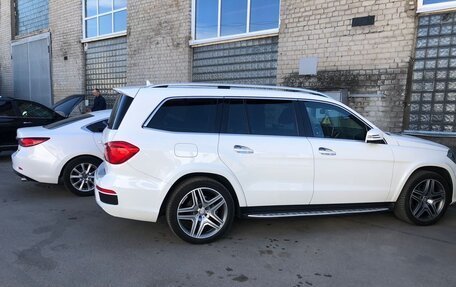 Mercedes-Benz GL-Класс, 2015 год, 3 800 000 рублей, 5 фотография