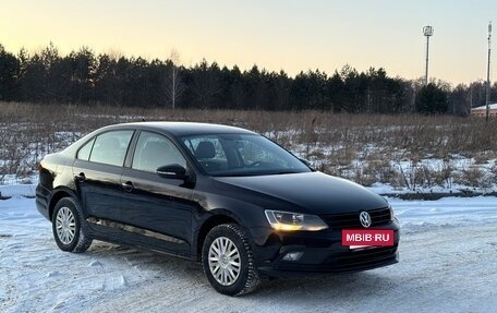 Volkswagen Jetta VI, 2017 год, 1 495 000 рублей, 3 фотография