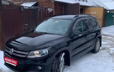 Volkswagen Tiguan I, 2012 год, 1 099 000 рублей, 2 фотография