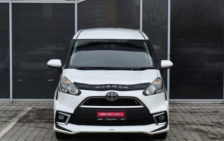 Toyota Sienta II, 2017 год, 1 680 000 рублей, 3 фотография