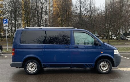 Volkswagen Transporter T5 рестайлинг, 2005 год, 1 080 000 рублей, 3 фотография