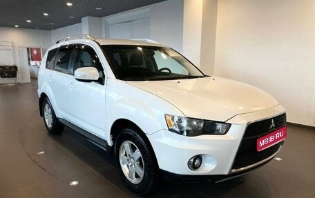 Mitsubishi Outlander III рестайлинг 3, 2010 год, 1 199 000 рублей, 1 фотография