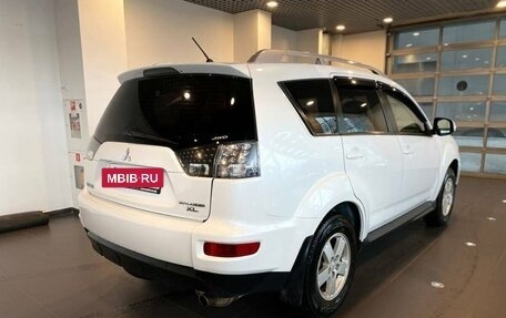 Mitsubishi Outlander III рестайлинг 3, 2010 год, 1 199 000 рублей, 3 фотография