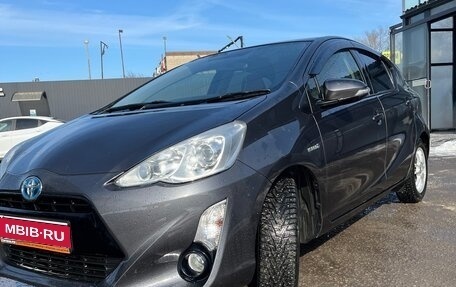 Toyota Aqua I, 2015 год, 1 180 000 рублей, 1 фотография