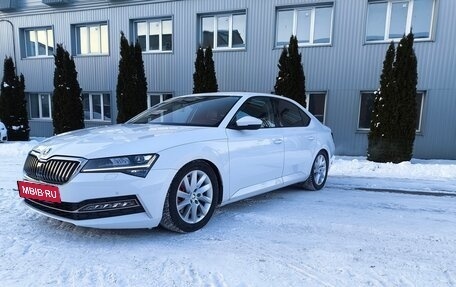 Skoda Superb III рестайлинг, 2015 год, 3 400 000 рублей, 2 фотография