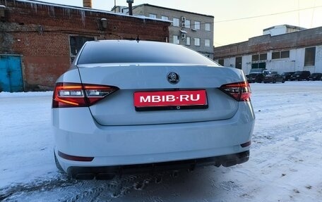 Skoda Superb III рестайлинг, 2015 год, 3 400 000 рублей, 9 фотография