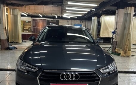 Audi A4, 2018 год, 2 950 000 рублей, 1 фотография