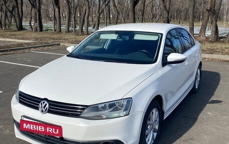 Volkswagen Jetta VI, 2012 год, 1 400 000 рублей, 10 фотография