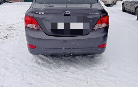 Hyundai Solaris II рестайлинг, 2012 год, 800 000 рублей, 2 фотография