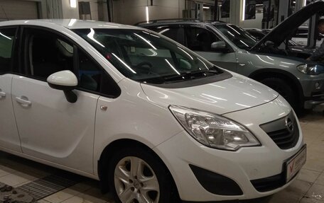 Opel Meriva, 2011 год, 706 000 рублей, 2 фотография