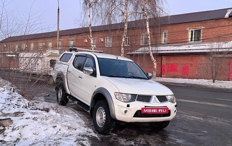 Mitsubishi L200 IV рестайлинг, 2012 год, 1 850 000 рублей, 3 фотография