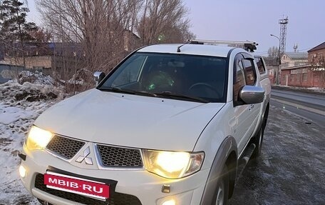 Mitsubishi L200 IV рестайлинг, 2012 год, 1 850 000 рублей, 9 фотография