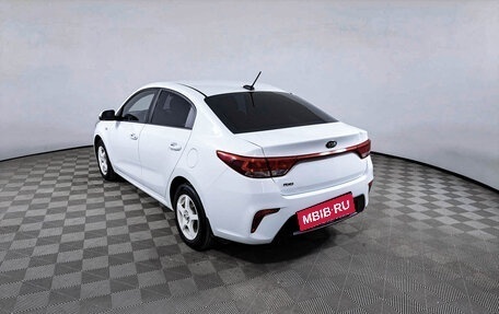 KIA Rio IV, 2018 год, 1 039 000 рублей, 8 фотография