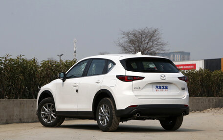 Mazda CX-5 II, 2023 год, 3 958 000 рублей, 2 фотография