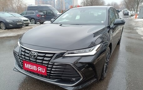 Toyota Avalon, 2023 год, 3 750 000 рублей, 1 фотография