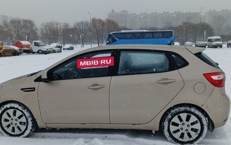 KIA Rio III рестайлинг, 2012 год, 700 000 рублей, 2 фотография