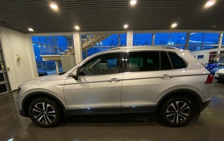 Volkswagen Tiguan II, 2019 год, 2 999 000 рублей, 6 фотография