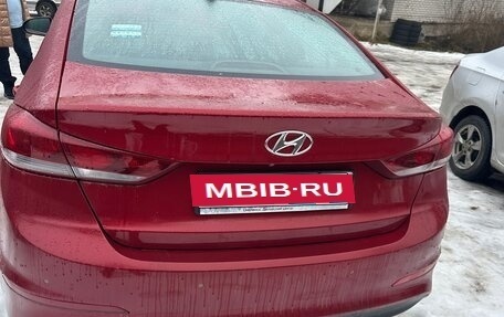 Hyundai Elantra VI рестайлинг, 2017 год, 1 400 000 рублей, 6 фотография