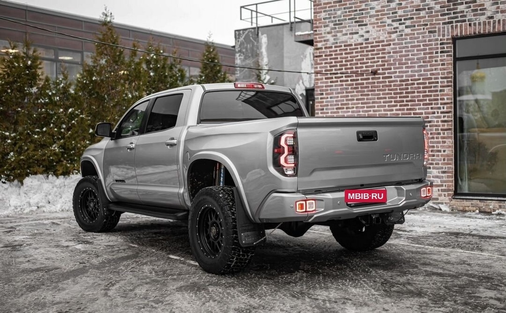 Toyota Tundra II, 2011 год, 6 100 000 рублей, 2 фотография