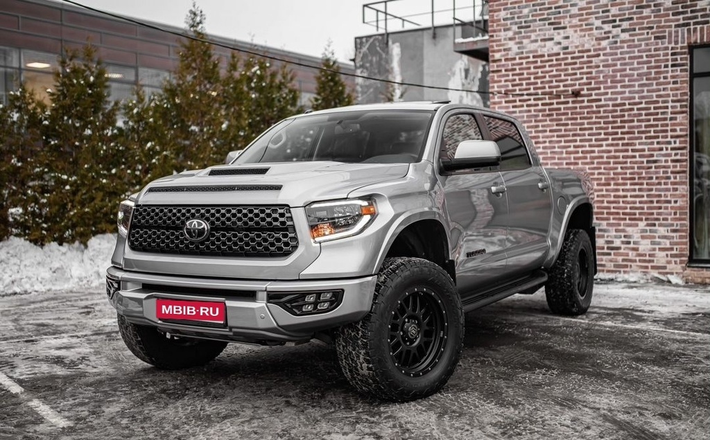 Toyota Tundra II, 2011 год, 6 100 000 рублей, 3 фотография