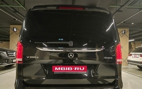 Mercedes-Benz V-Класс, 2022 год, 14 500 000 рублей, 4 фотография