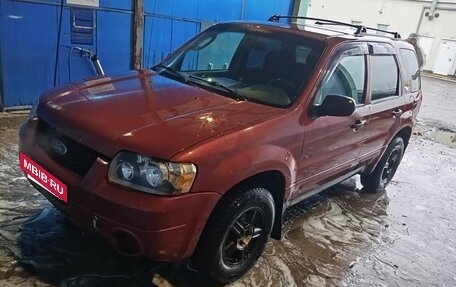 Ford Escape II, 2004 год, 490 000 рублей, 2 фотография