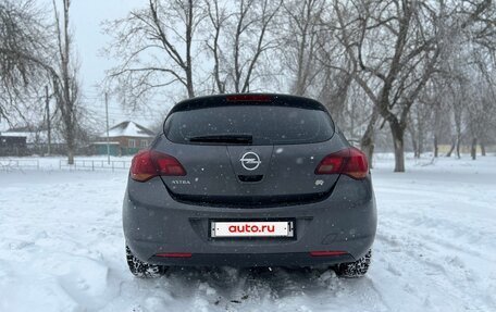 Opel Astra J, 2011 год, 800 000 рублей, 6 фотография