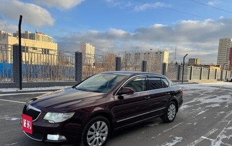 Skoda Superb III рестайлинг, 2010 год, 990 000 рублей, 3 фотография