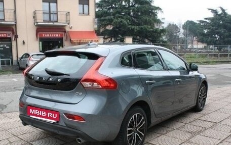 Volvo V40 II рестайлинг, 2020 год, 2 400 000 рублей, 6 фотография