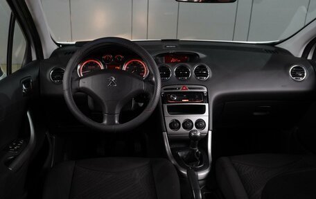 Peugeot 308 II, 2011 год, 549 000 рублей, 6 фотография