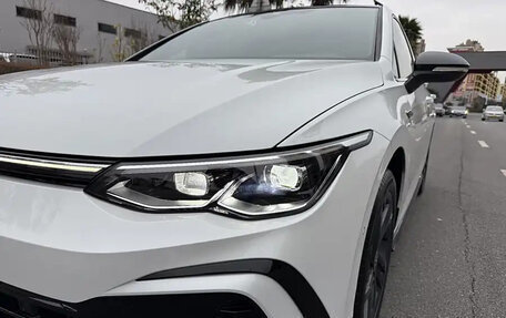 Volkswagen Golf VIII, 2022 год, 1 890 099 рублей, 16 фотография