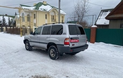 Toyota Land Cruiser 100 рестайлинг 2, 2005 год, 2 050 000 рублей, 1 фотография