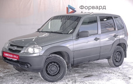 Chevrolet Niva I рестайлинг, 2018 год, 750 000 рублей, 2 фотография