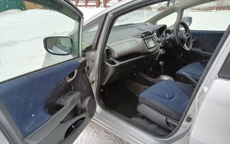 Honda Fit III, 2011 год, 970 000 рублей, 8 фотография