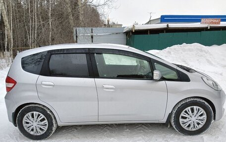 Honda Fit III, 2011 год, 970 000 рублей, 15 фотография