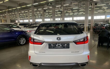 Lexus RX IV рестайлинг, 2016 год, 3 980 000 рублей, 3 фотография