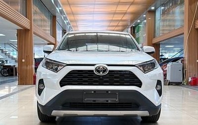 Toyota RAV4, 2021 год, 3 128 000 рублей, 1 фотография