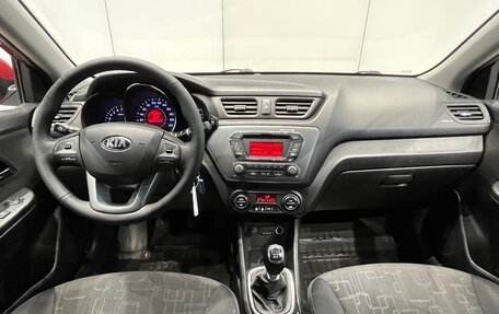 KIA Rio III рестайлинг, 2013 год, 819 000 рублей, 21 фотография