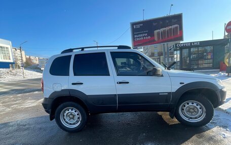 Chevrolet Niva I рестайлинг, 2014 год, 720 000 рублей, 4 фотография