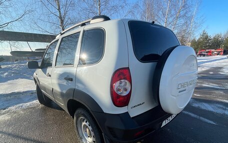 Chevrolet Niva I рестайлинг, 2014 год, 720 000 рублей, 7 фотография