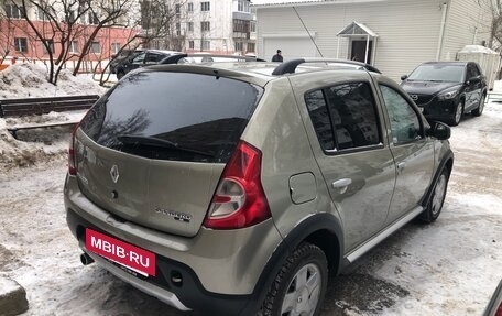 Renault Sandero I, 2013 год, 740 000 рублей, 2 фотография