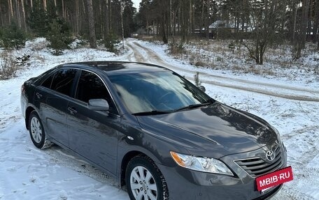 Toyota Camry, 2008 год, 1 380 000 рублей, 4 фотография