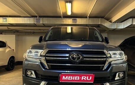 Toyota Land Cruiser 200, 2019 год, 8 100 000 рублей, 1 фотография