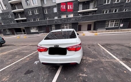 KIA Rio III рестайлинг, 2013 год, 800 000 рублей, 3 фотография